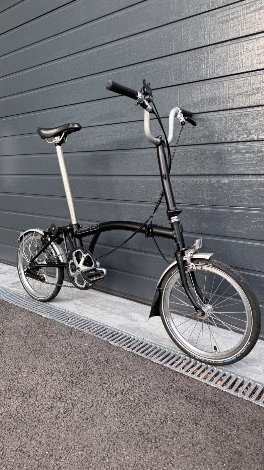 Brompton M3L 3 speed  Folding Bike Superb Condition Low Mileage