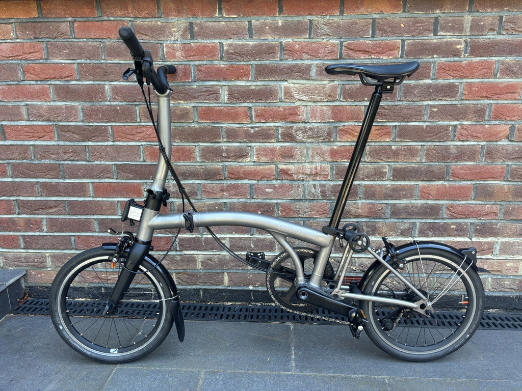 Brompton T Line 4 Speed Titanium Mint Condition