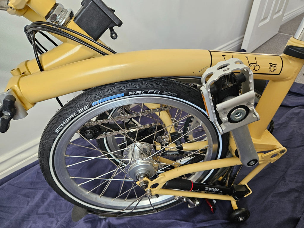 Brompton 6 Speed - C Line - H6L - Yellow