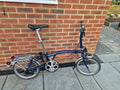 Brompton 2 speed folding bike 2019 - very good condition in navy blue