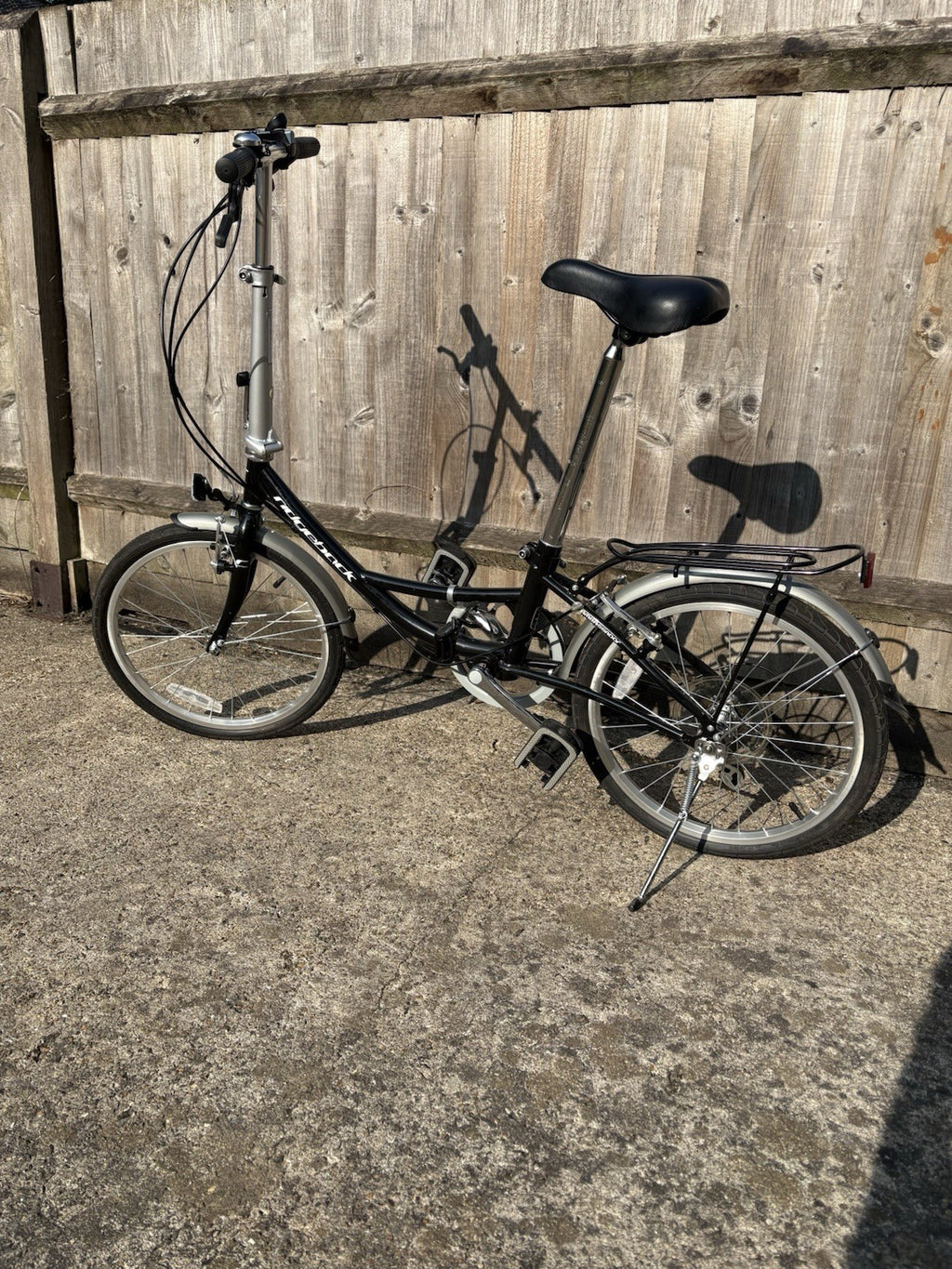 Ridgeback Ambassador Folding Bike 20” Wheels, 6 Speed Shimano, NEW