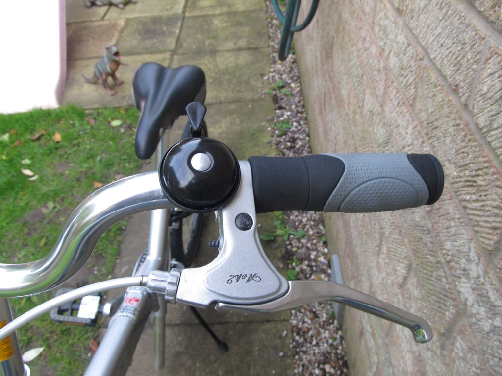 BIKE FOLDING  19" WHEELS UNISEX-EXCELLENT CONDITION-EXTRA LIGHT FRAME