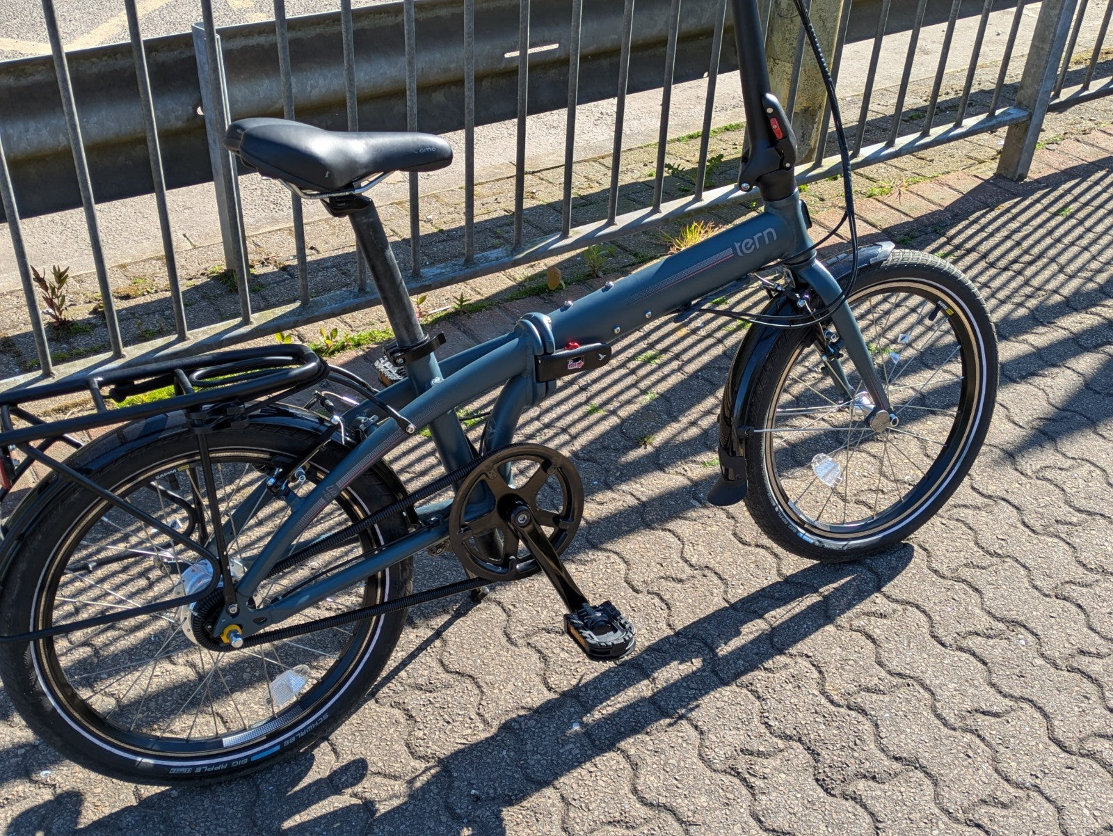 Tern Link D7i (2022) – 20” Wheel, 7‑Speed Folding Bike, Excellent Condition