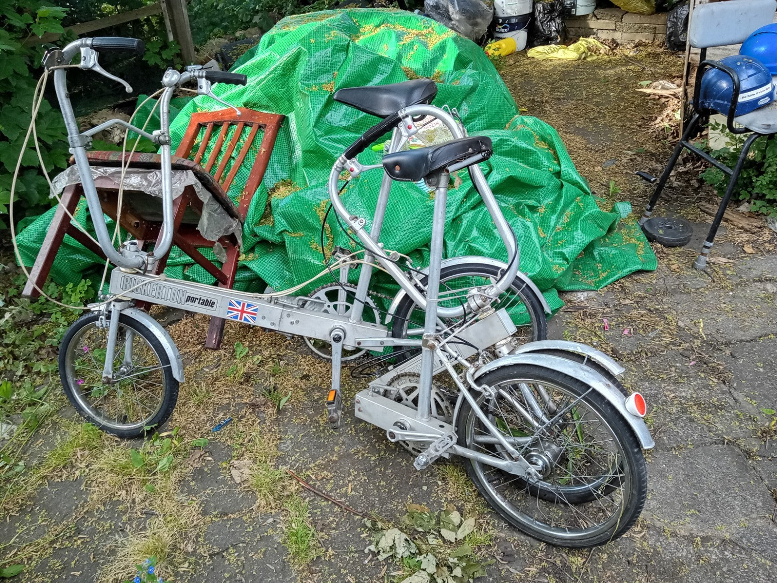 Used Bickerton bicycle z2 for sale perfect for couples ride in the park.
