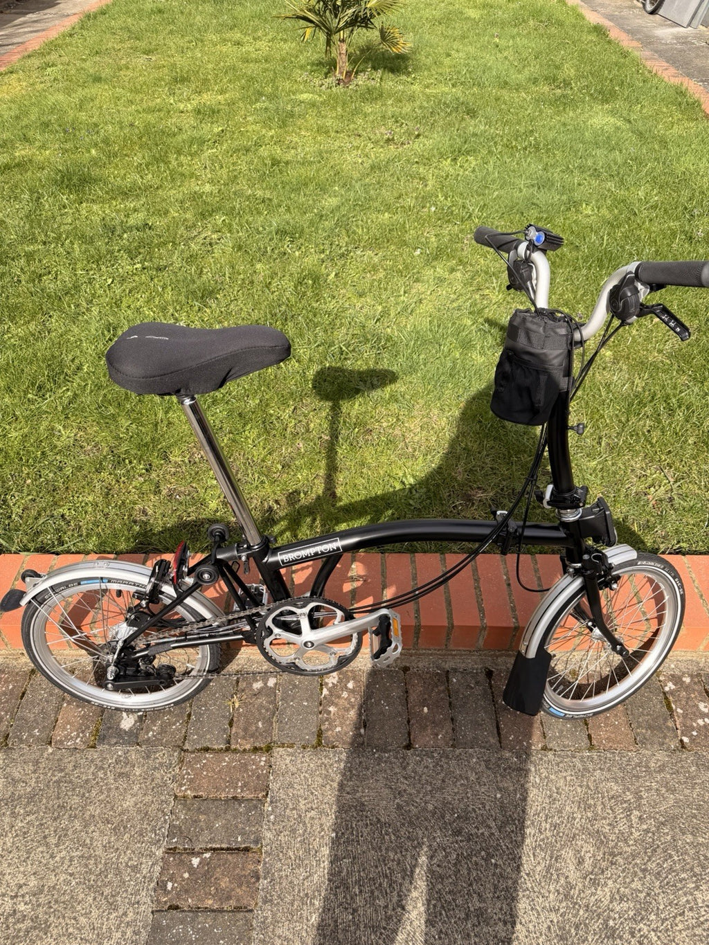 Brompton C Line Folding Bike 6-Speed matte black Good Condition