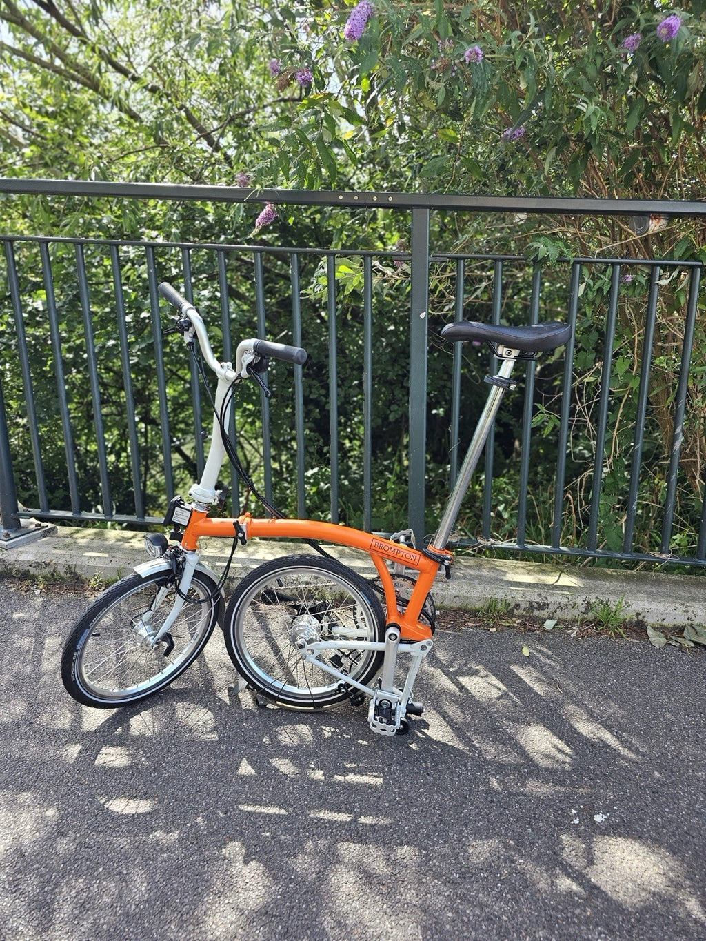Brompton Folding Bike 16in Wheels Orange/white Silver Mudguards Cruiser Bar