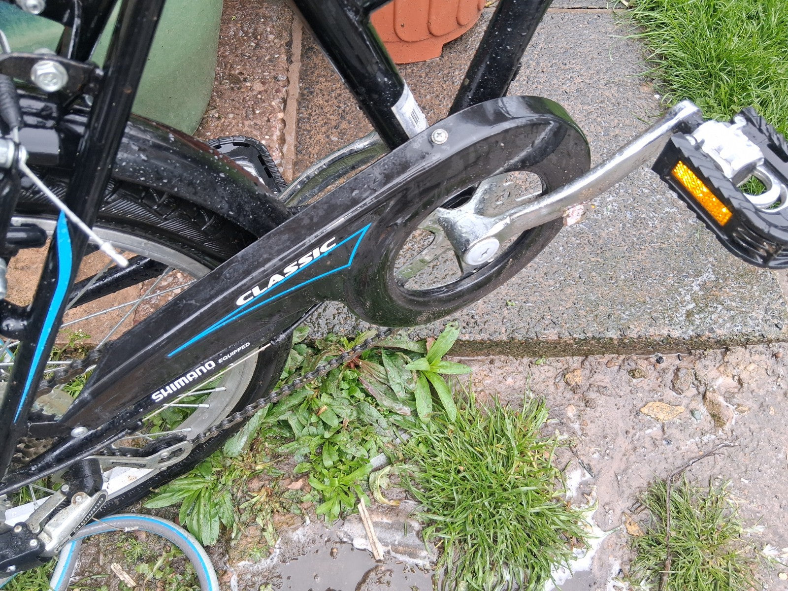 Saker Classic Venture Series Folding Bike 6-Speed. Amazing Condition.