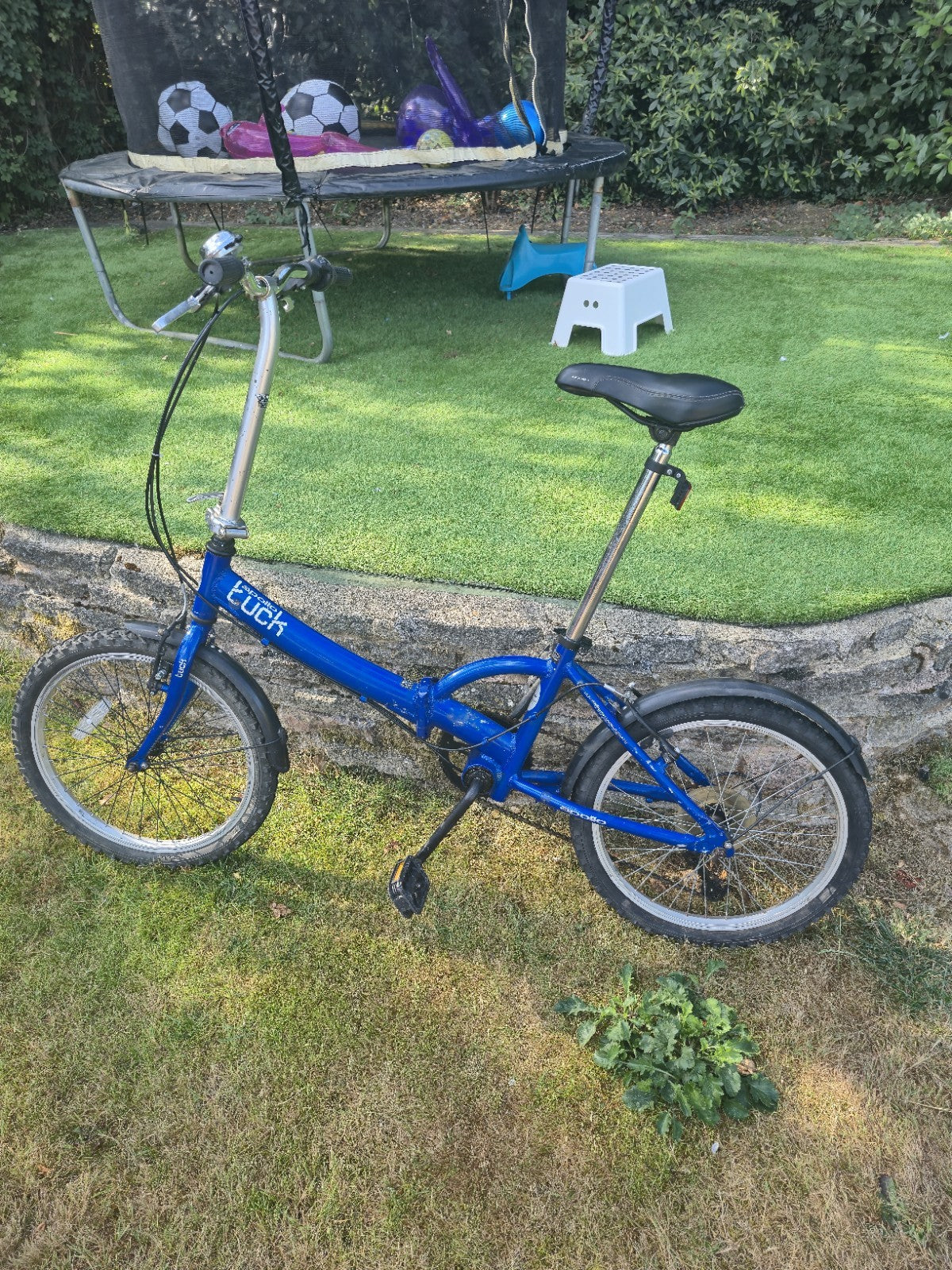Apollo Tuck Folding Bike 20" 6-Speed