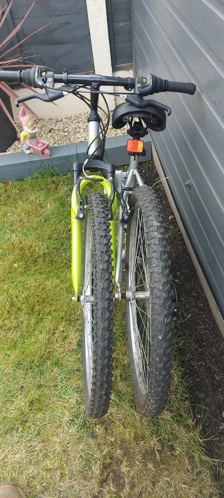 Challenge Beacon Folding Mountain Bike 18" Medium Frame, 18-Speed, 26" Wheels