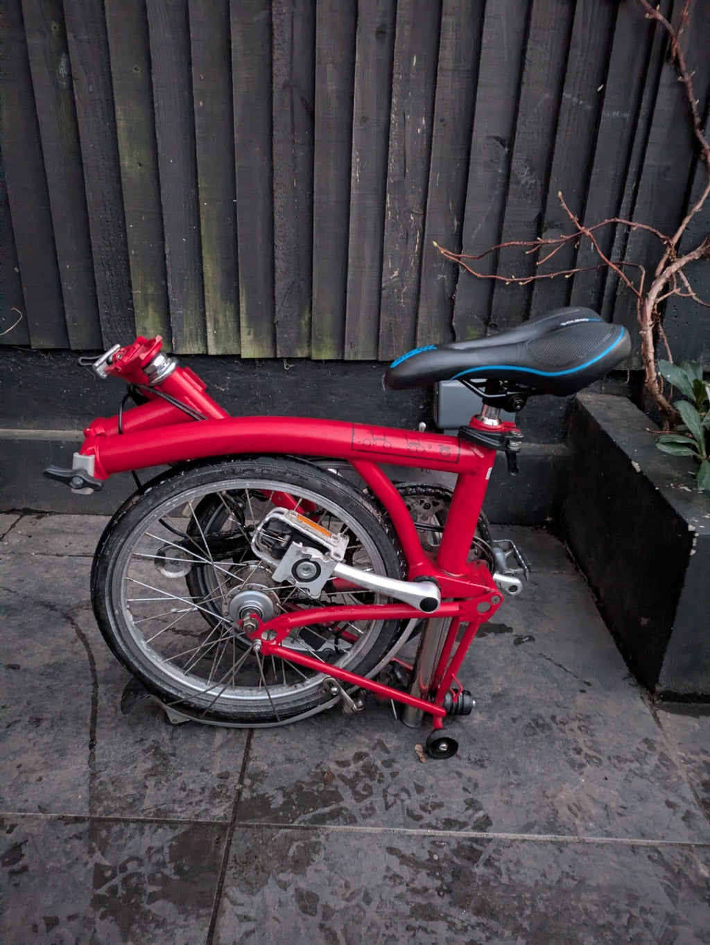 Brompton - 3 gears - Red - Good condition and smooth ride