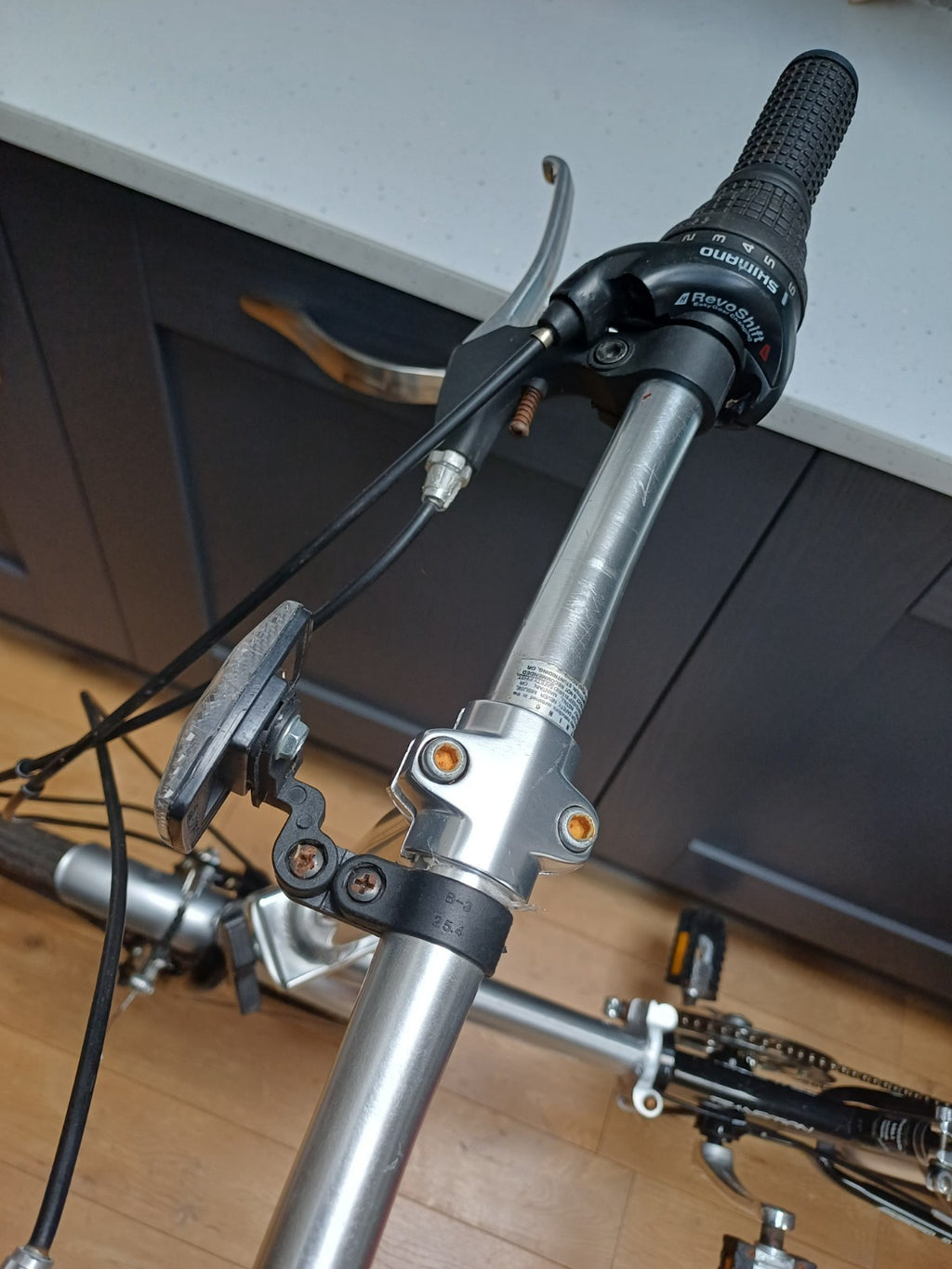 Apollo Transition Folding Bike 6 Speed Shimano Gear 20” Wheels Aluminium