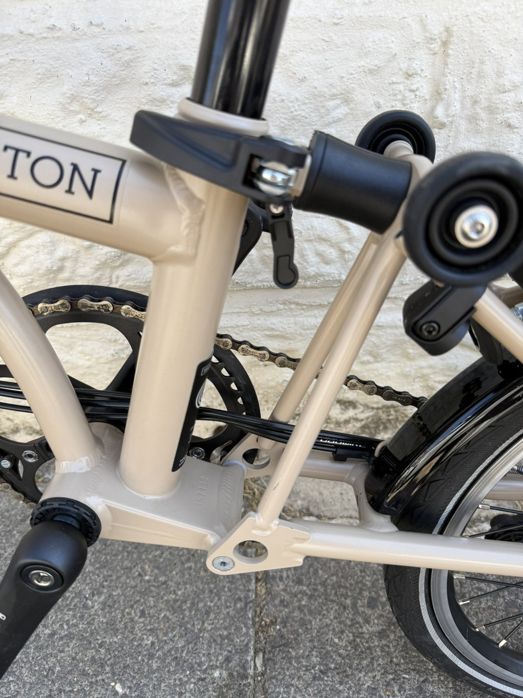Brompton C Line Explore 2024 Folding Bike 6-Speed, Mid-Bar (Colour: Dune Sand)
