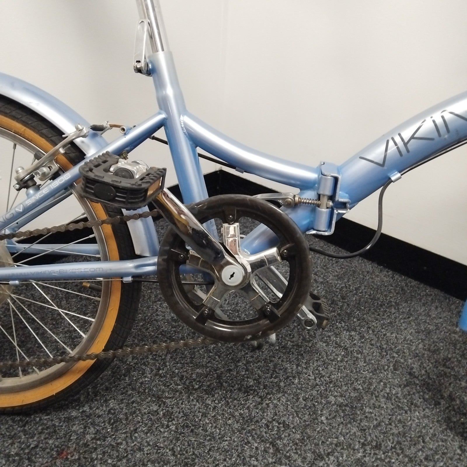 Viking Easy Street Metallic Blue Folding 6 Speed Bicycle - 19" Wheels