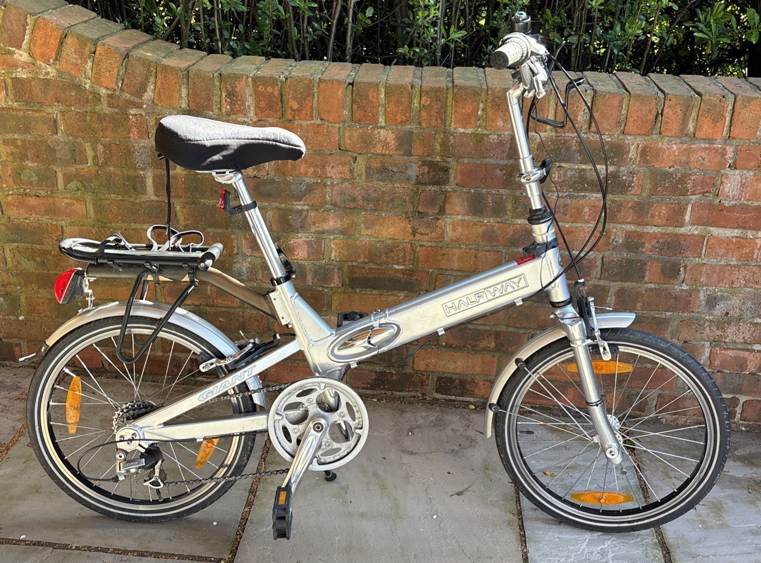 Giant Halfway Folding Bicycle Bike 20” Wheels
