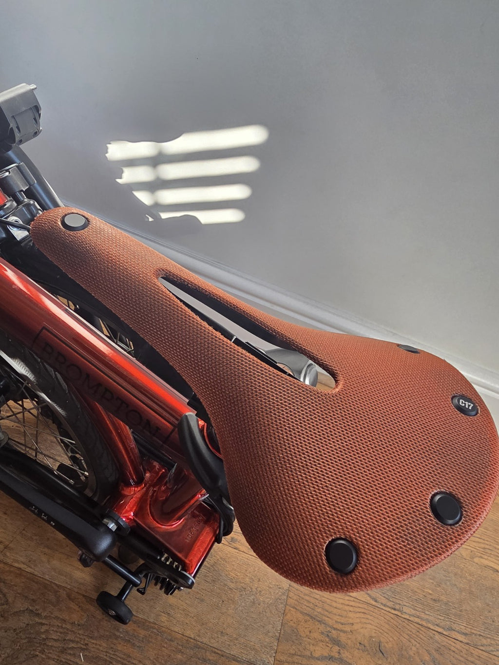 Brompton 2025 C Line Explore Electric Flame Lacquer 6-Speed *with upgrades*