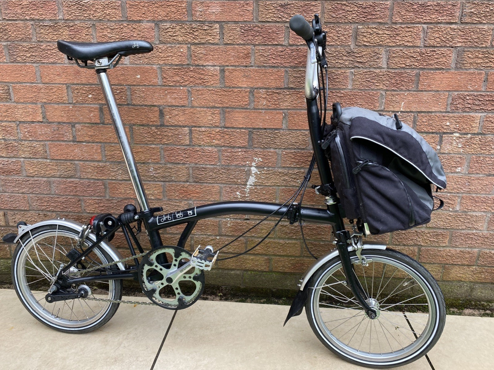 Brompton Folding Bike 3-Speed comes with front bag.