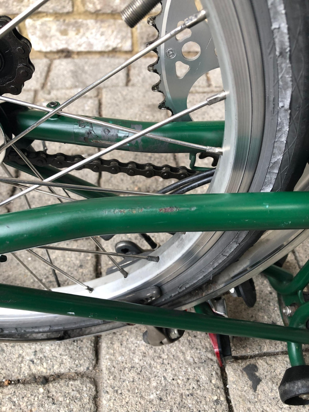 Brompton Racing Green 3 Speed Mid M3L - WORLDWIDE DELIVERY