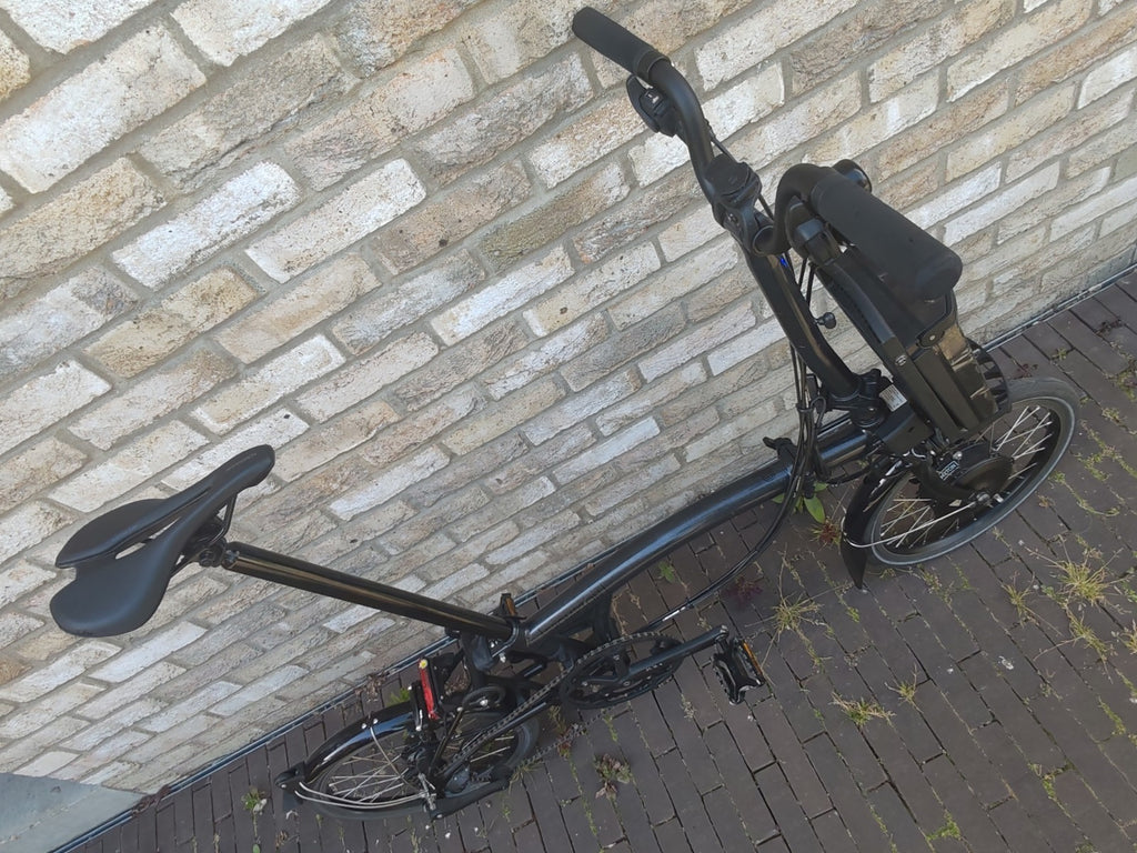 2024 Brompton P Line 12 Speed Midnight Black H Bar Low Mileage