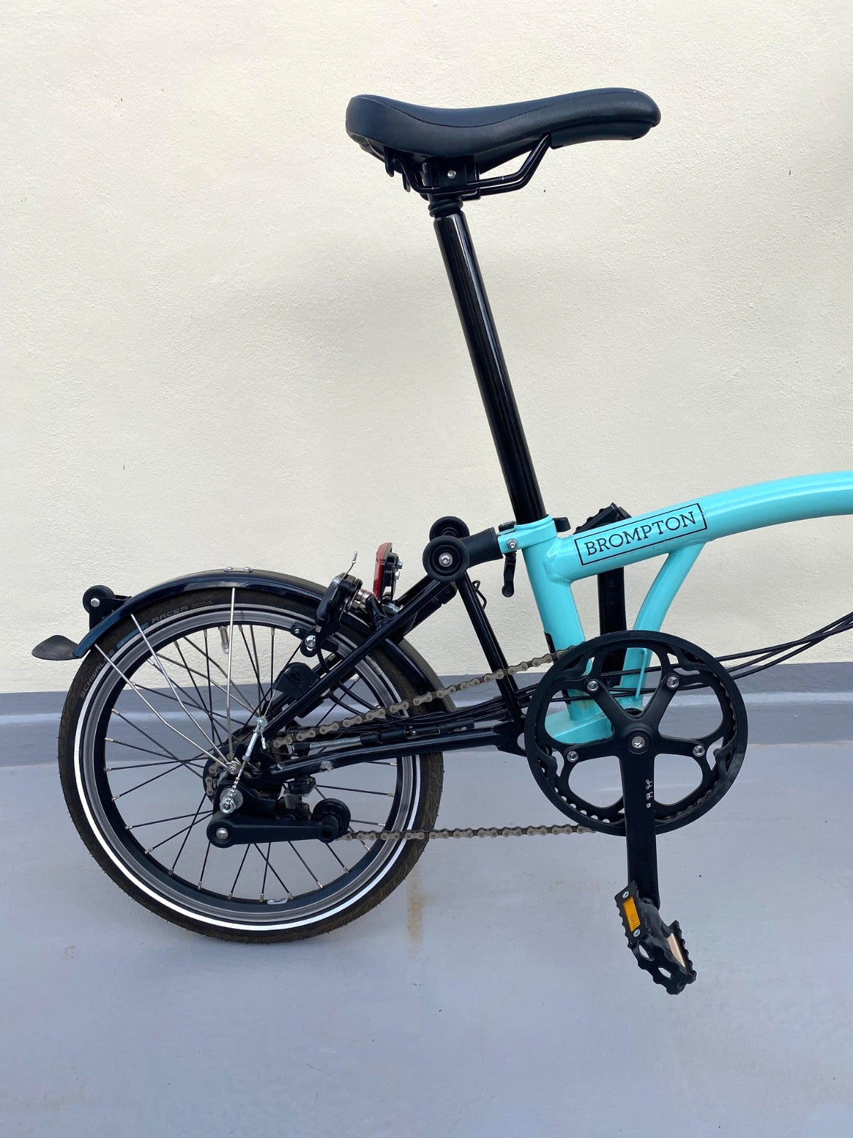 Brompton C Line 6 Speed Folding Bike Turkish Blue black edition Mid Bar