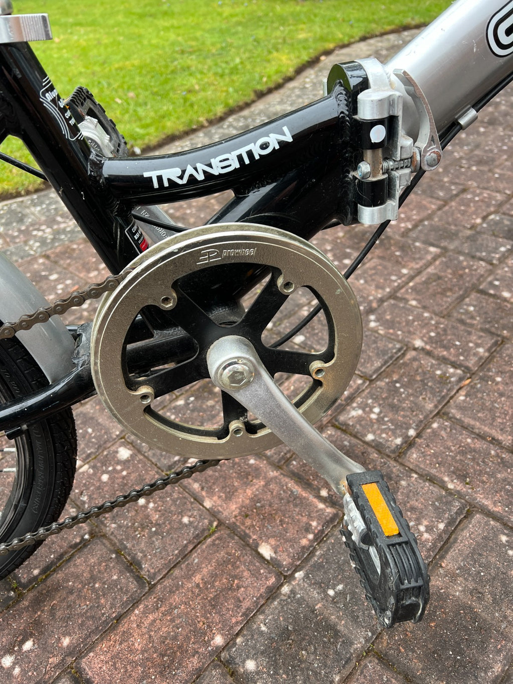 Apollo Transition Folding Bike - 20" wheels