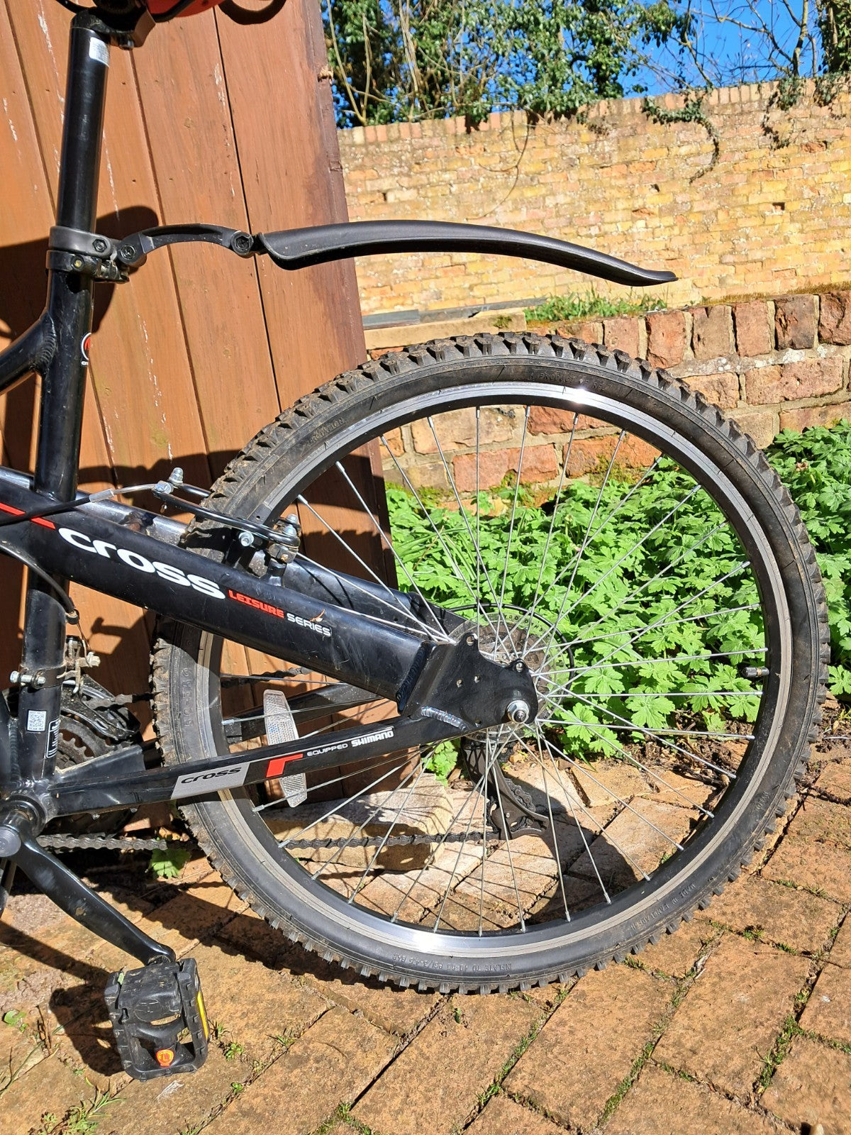 Cross Explorer Folding Bike 26 Inch Wheels