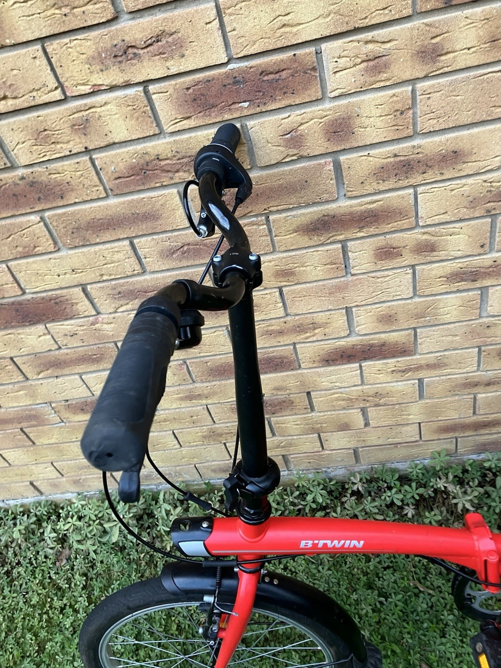 BTWIN Folding Bike 20″ | Urban Commuter Bicycle | 6-Speed Bike | Great for City