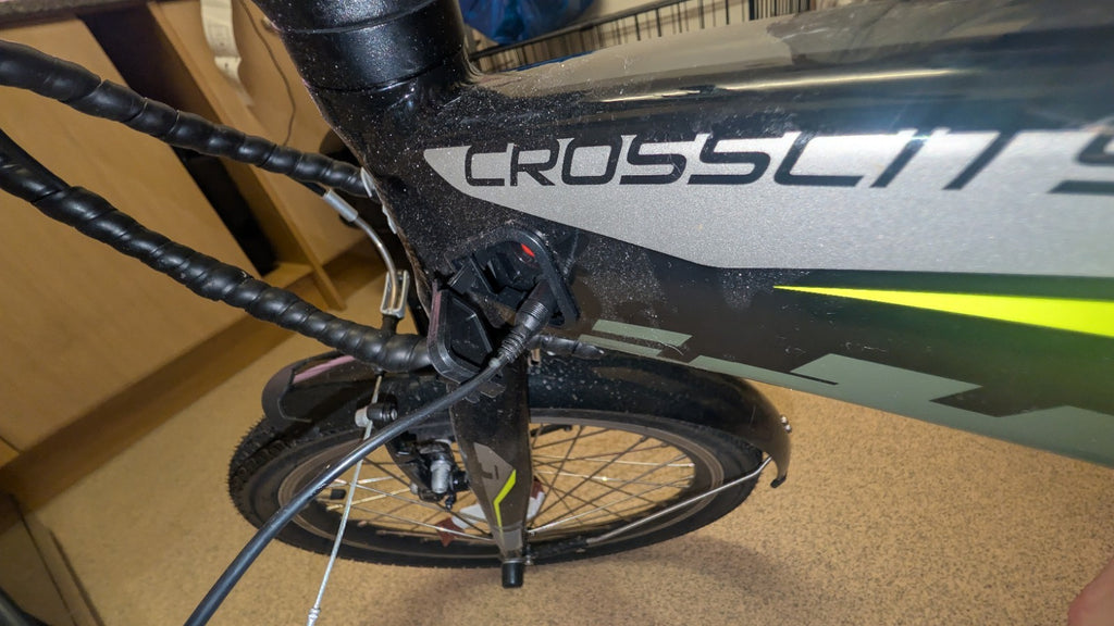 Carrera Cross City Unisex  Folding Bike Halfords