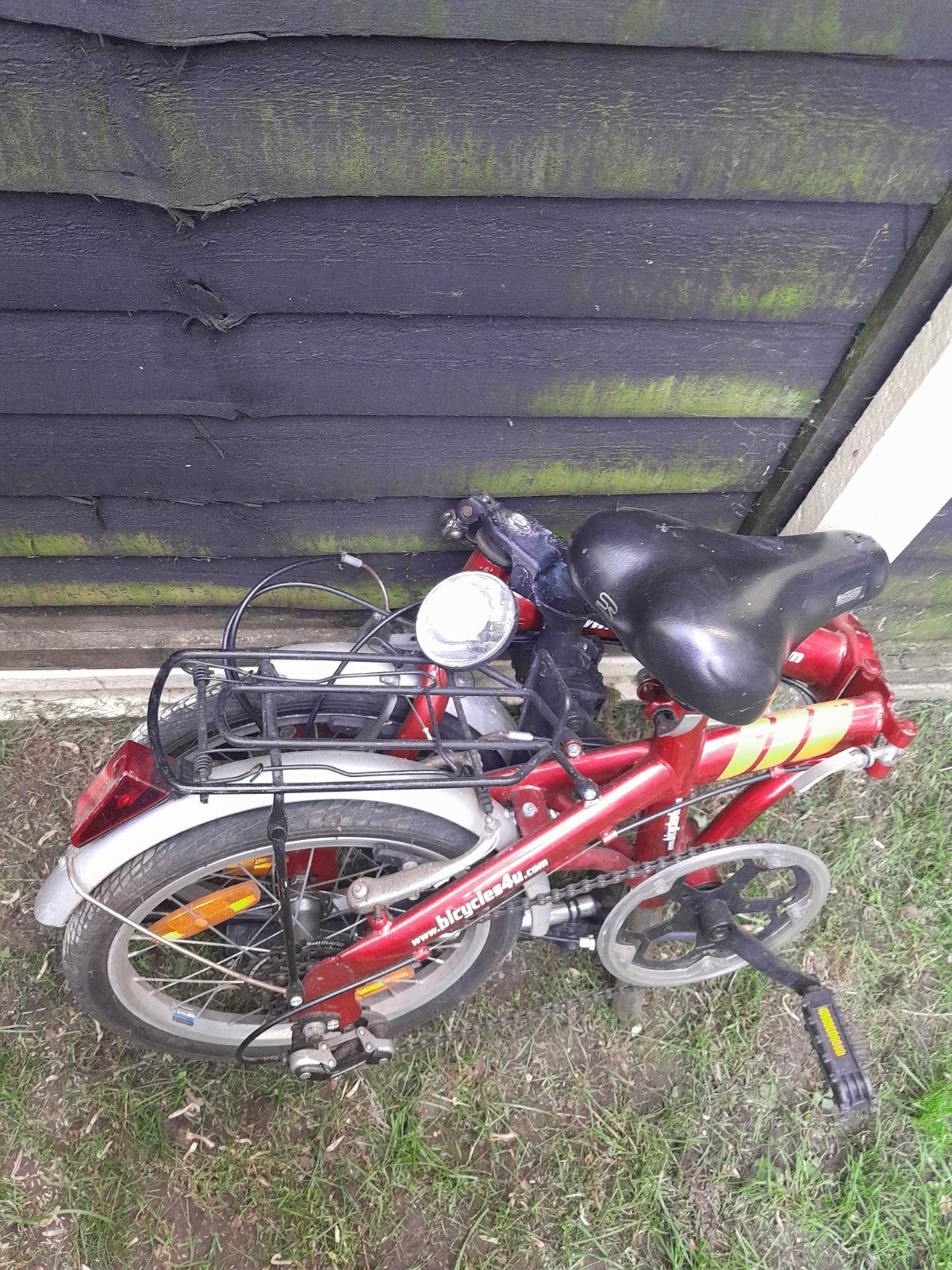 fRed fold up bike used condition