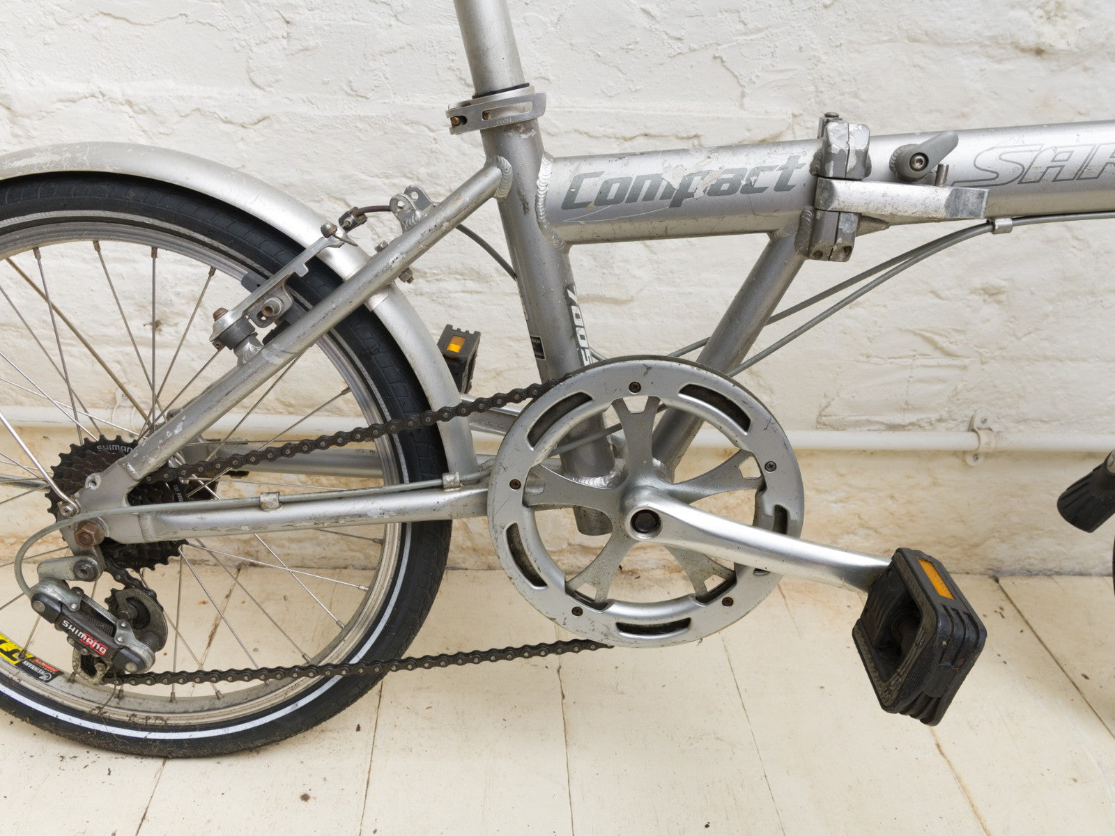 Saracen 20" wheel, 6 gear folding bicycle