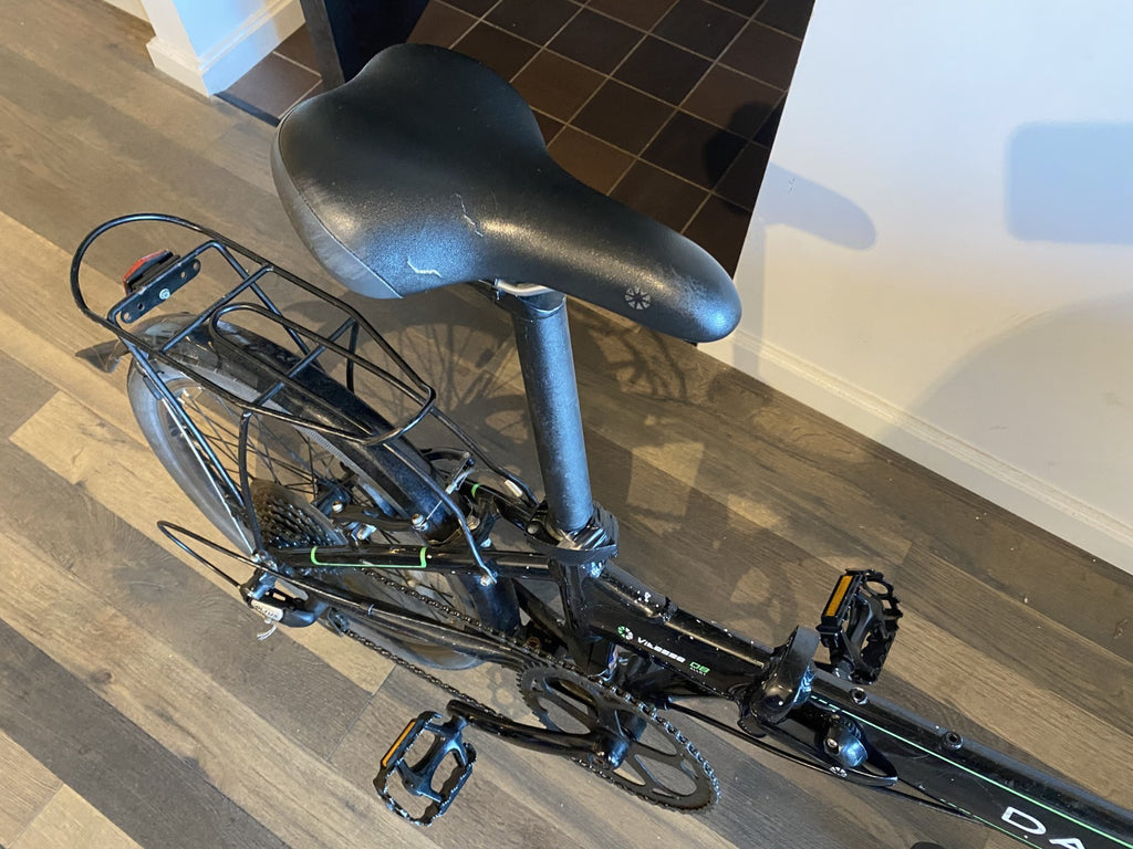 Dahon Vitesse Alloy D8 folding commuter bike, Obsidian black,  superb Condition
