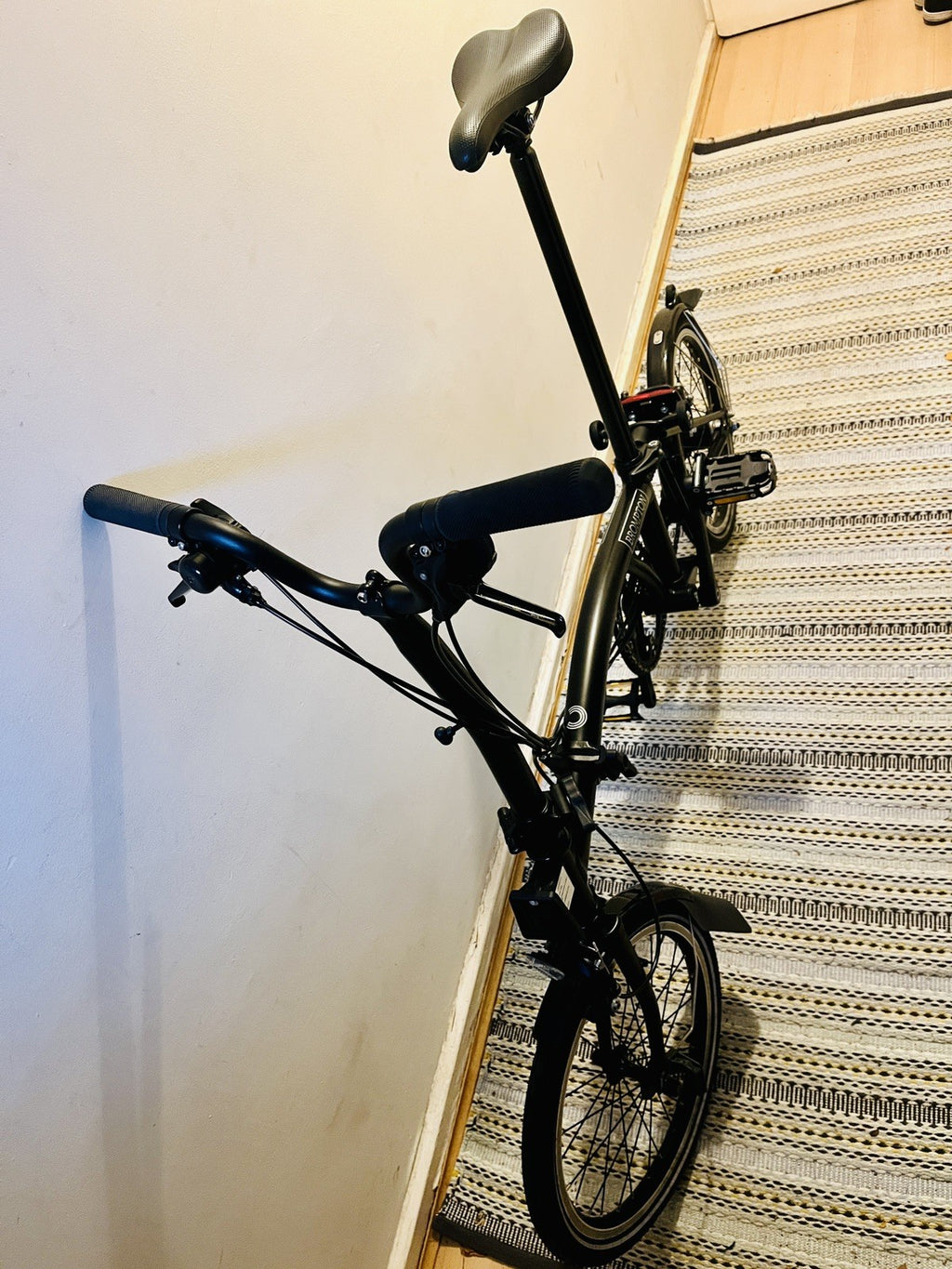Brompton Bike 6-Speed Explore 2024, Black Mid Handlebar