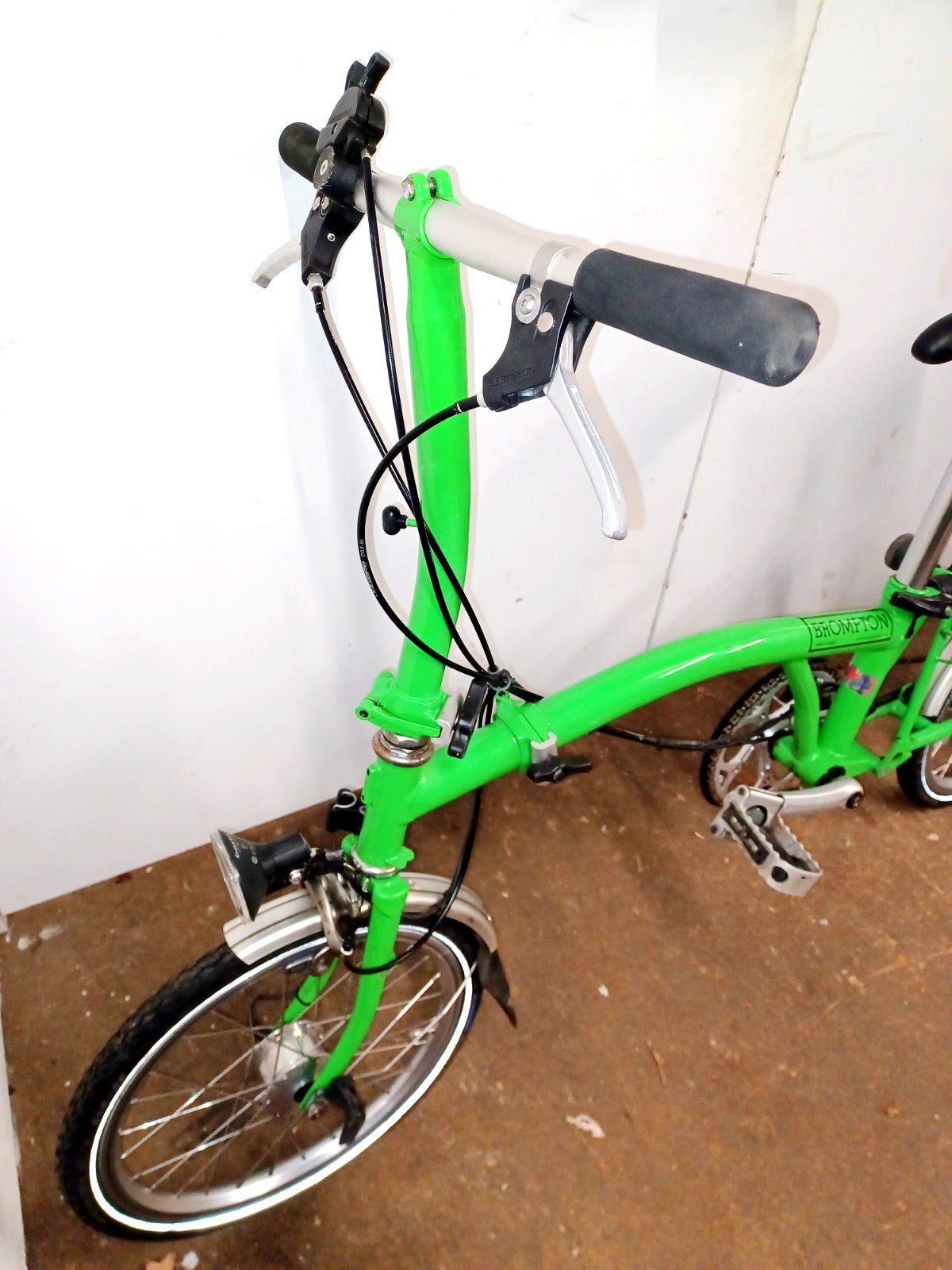 Brompton 3 Speed Folding Bike in Green 2008 Model.