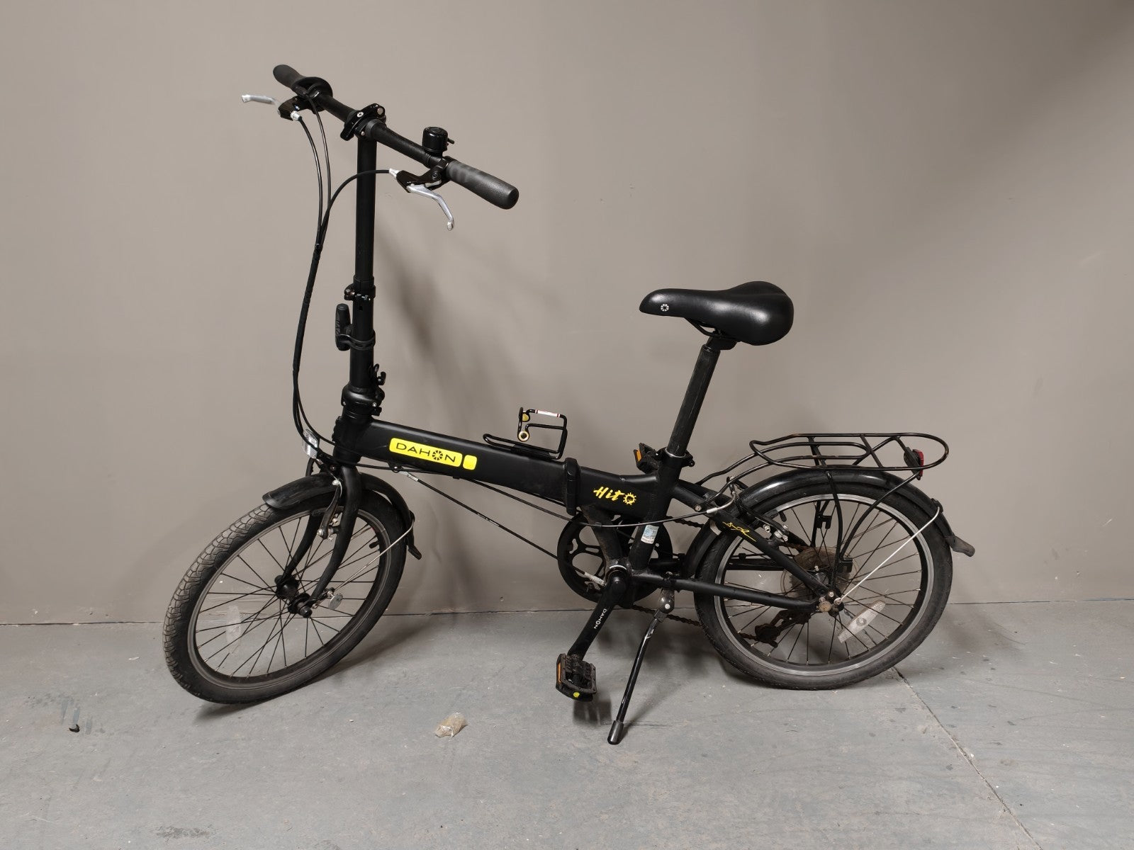 Dahon Hit 20" Wheels 11.6 kg Compact Unisex Matt Black Folding Bike