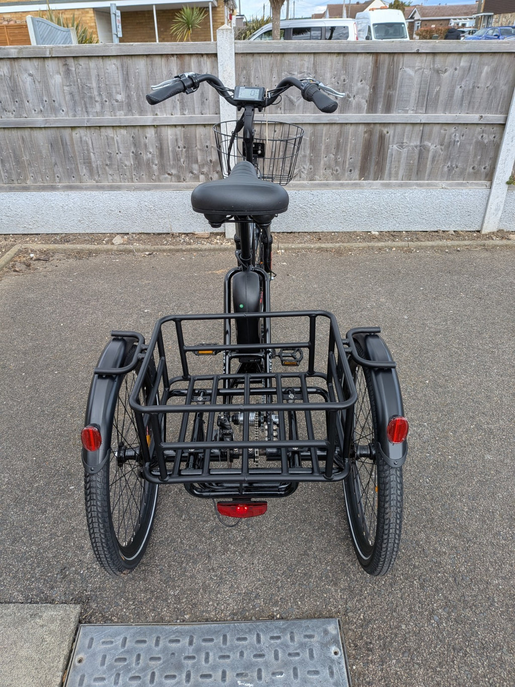 Jorvik Jet E 24 Folding E L E C T R I C Tricycle,24" WHEELS, EX Display Model