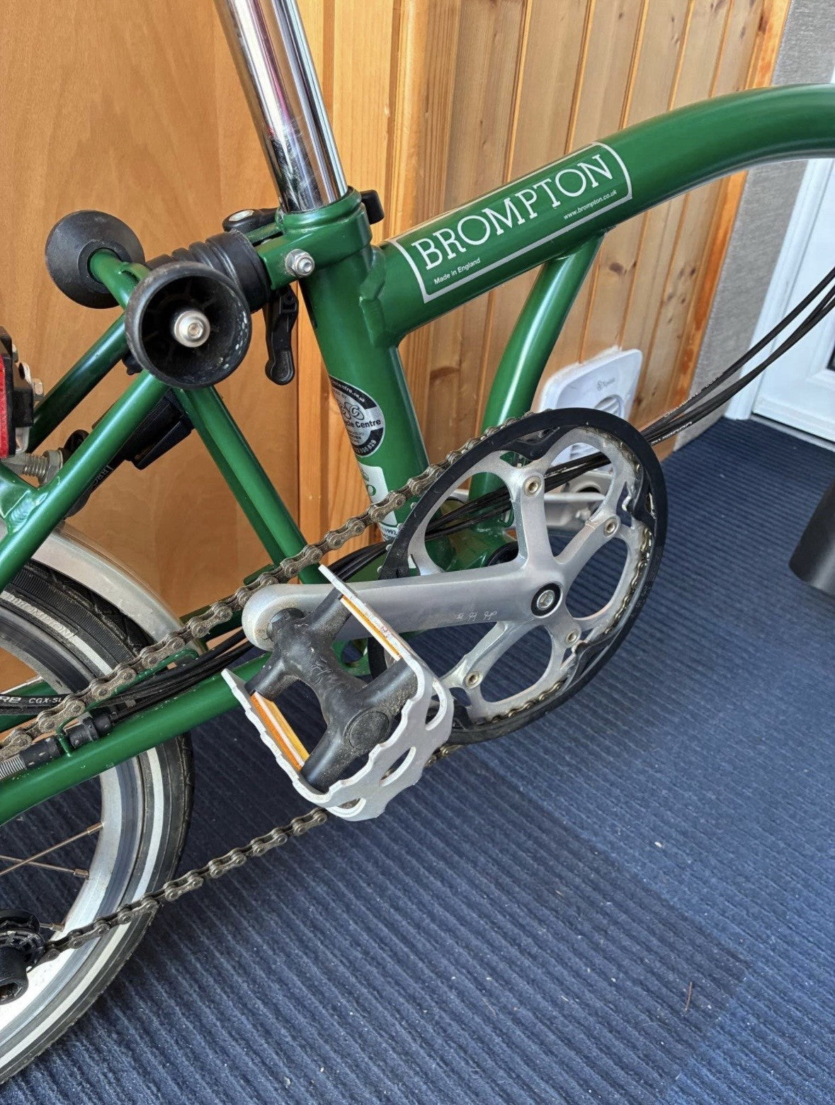 Brompton C-Line 6-Speed Folding Bike – Green – Excellent Condition