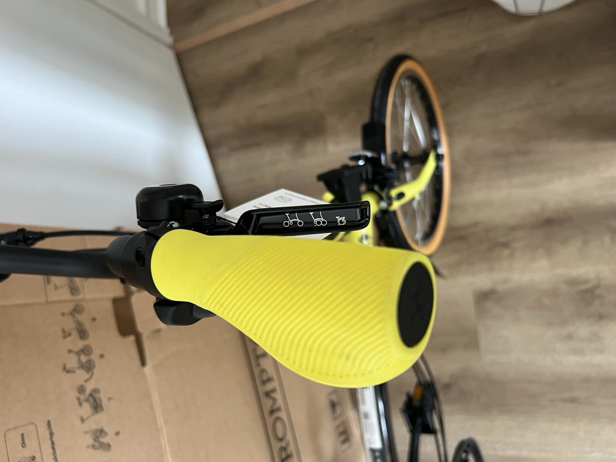 Brompton Tour de France Folding Bike 6 Speed 16in Black/Yellow