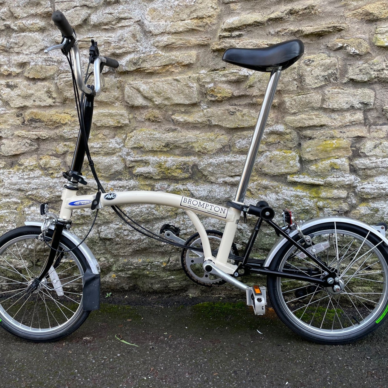 Brompton M6L Folding Bike 6 Speed - 2003 Very Light Use