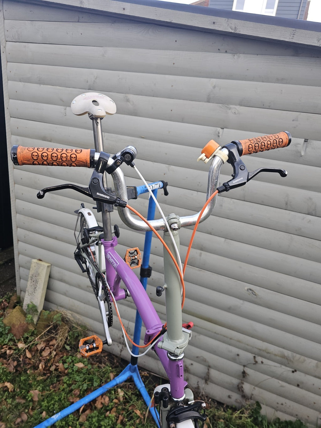 Bespoke Brompton S3L - titanium seatpost, Brooks saddle, unique colours and more