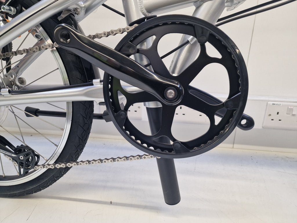 Dahon Mariner D8 8-Speed 20" Wheel Lightweight Alloy Folding Bike - Silver A