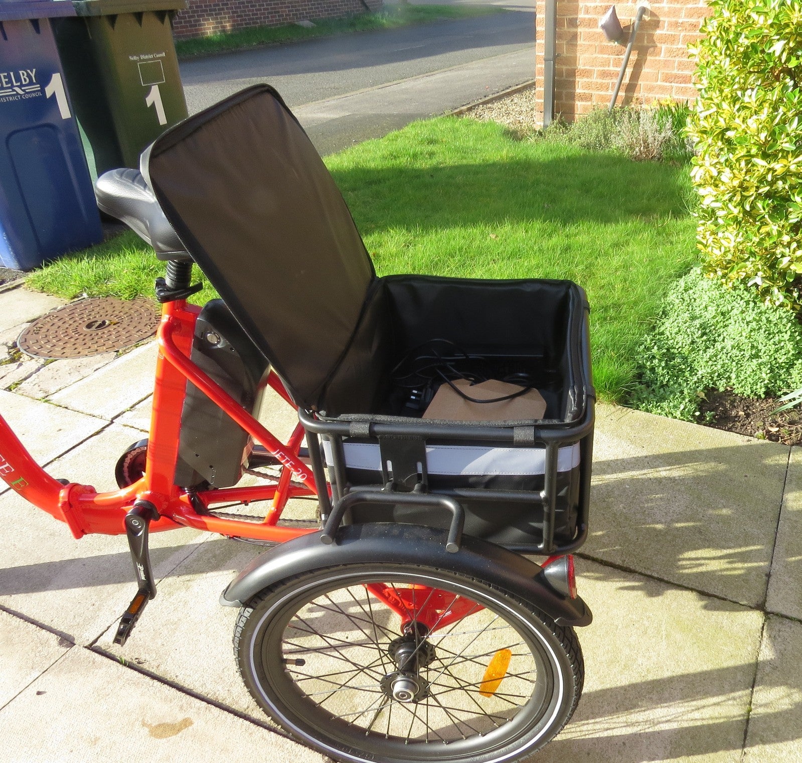 Jorvik JET E Elite Low Step Through Electric Folding Tricycle Less Than 1 Mile