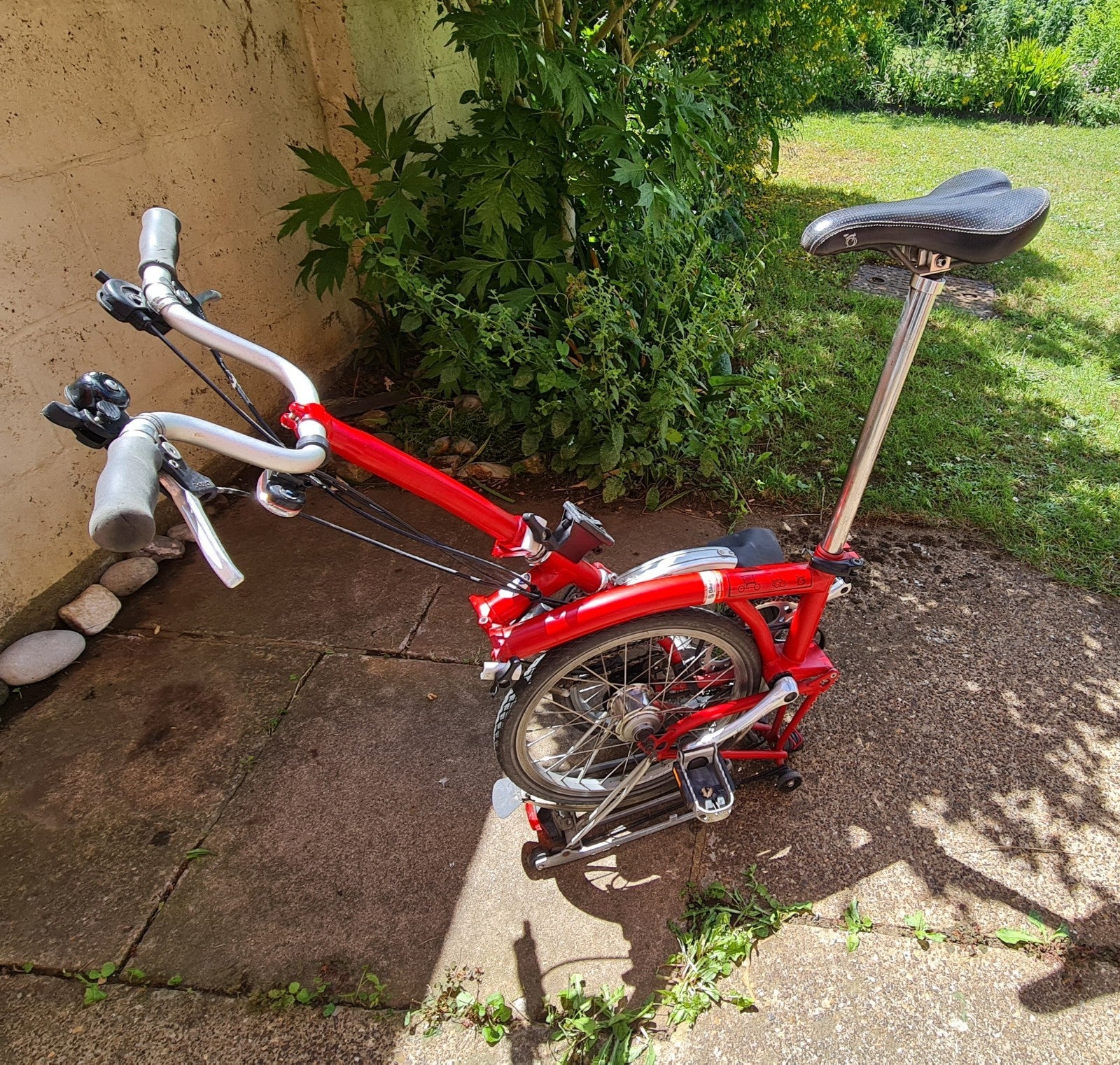 Brompton M6R 6 Speed Folding Bike Red Rear Rack Mudguards UK Made
