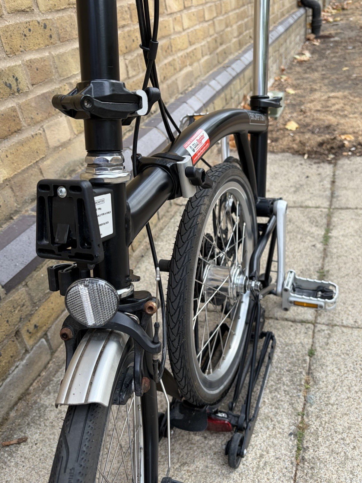 Brompton Folding Bike Black H6R H-type 6-speed Rear rack & mudguards 2021