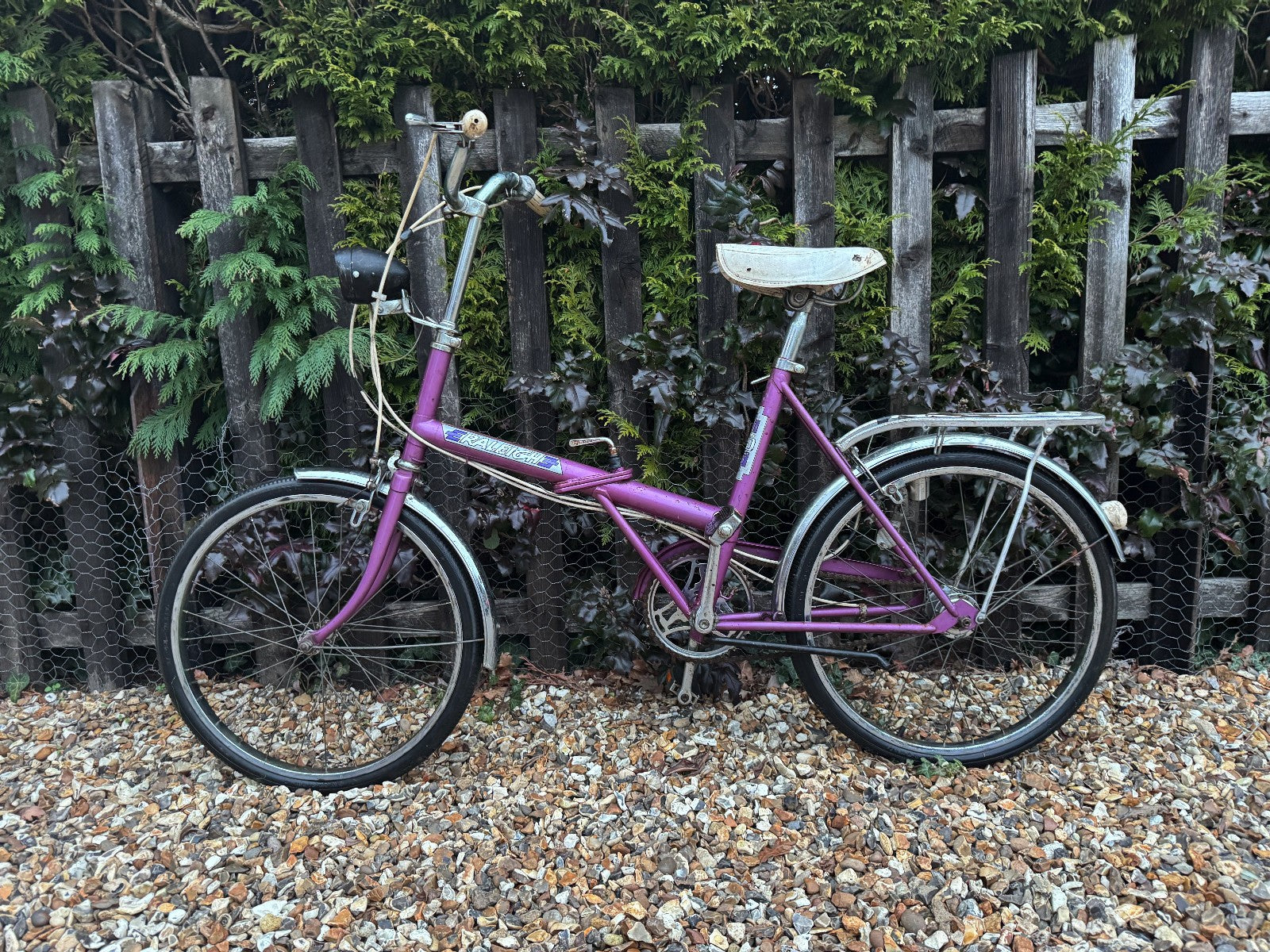 RALEIGH STOWAWAY FOLDABLE SHOPPER BICYCLE BIKE - 3 SPEED SA HUB - PURPLE