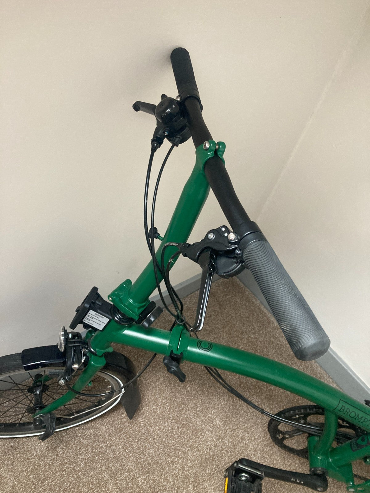 Brompton 2024 Brompton C Line M6L Black Edition Folding Bike - Racing Green