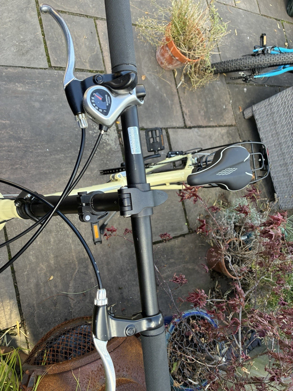Dawes Kingpin Folding Bike ivory/Black Rear Rack Mudguards V-Brake