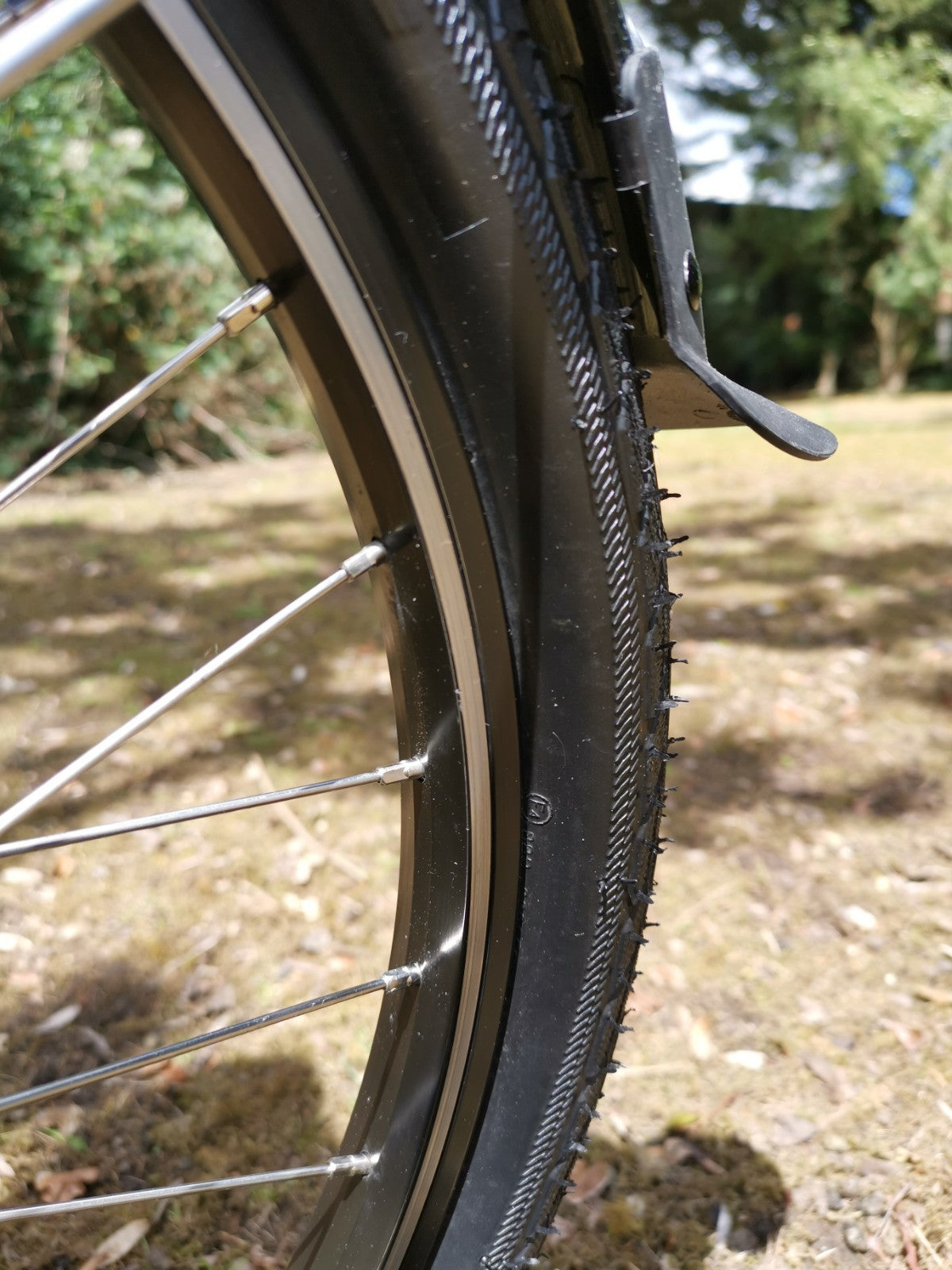 TERN LINK B7    Folding Bike  With Extras    -   ONE WEEKS USE ONLY