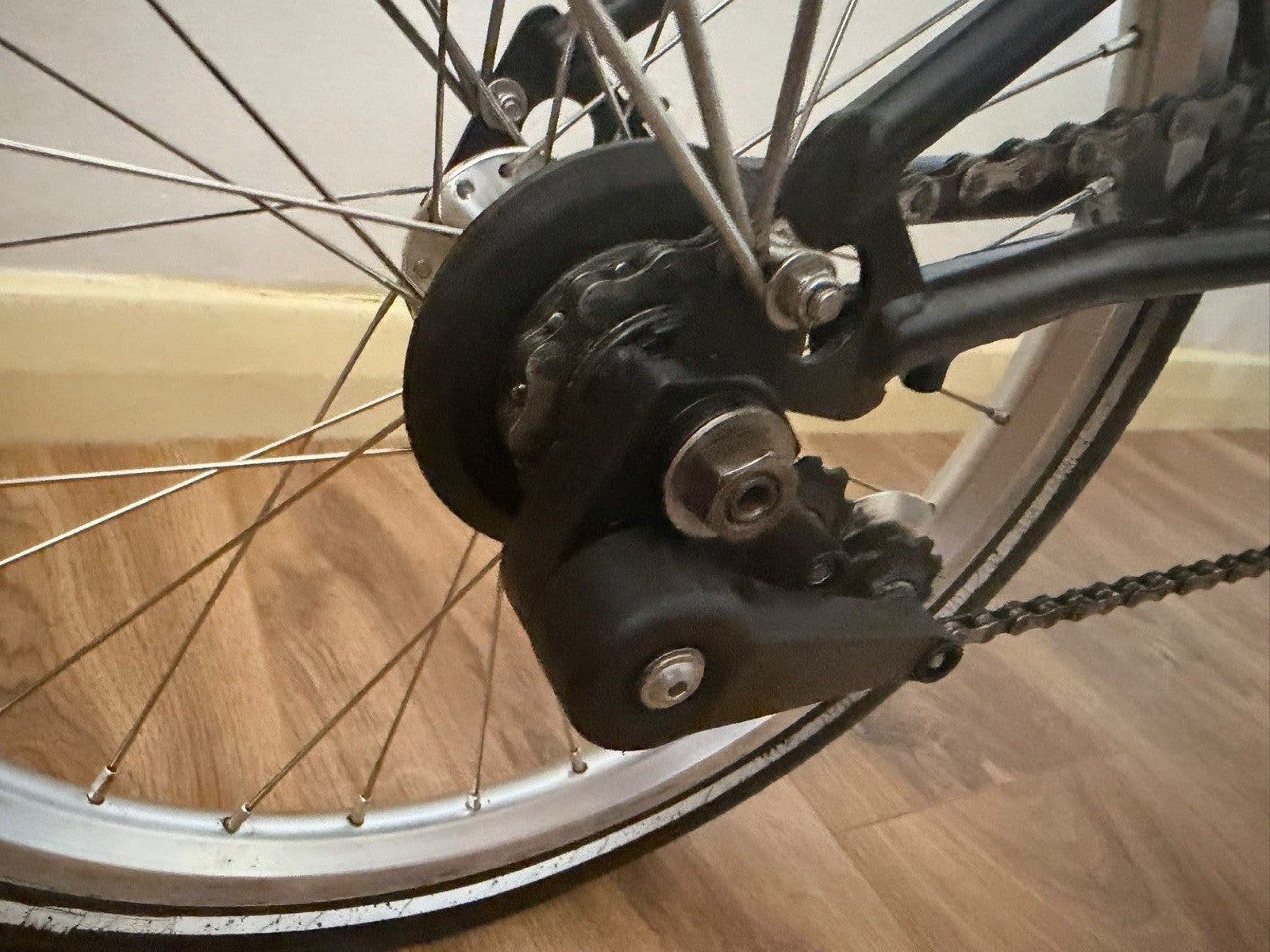 Brompton C Line M1L (Single  Speed) folding bicycle -  (EXCELLENT CONDITION)
