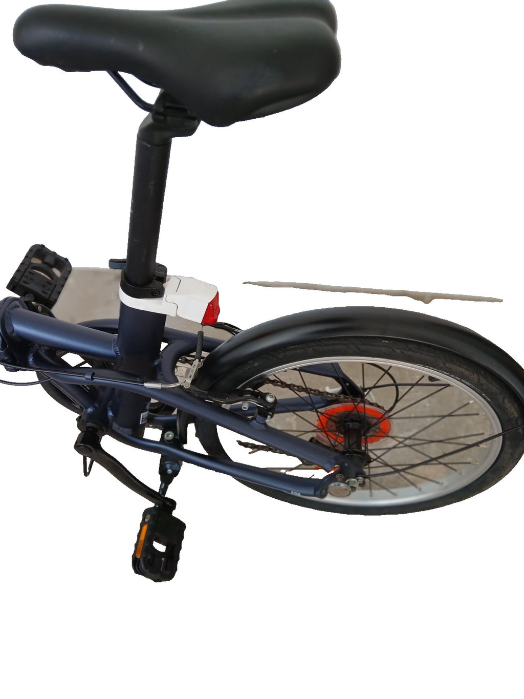 BTWIN Folding Bike 20-inch Blue (storm purple) hardly used, less than 10 miles