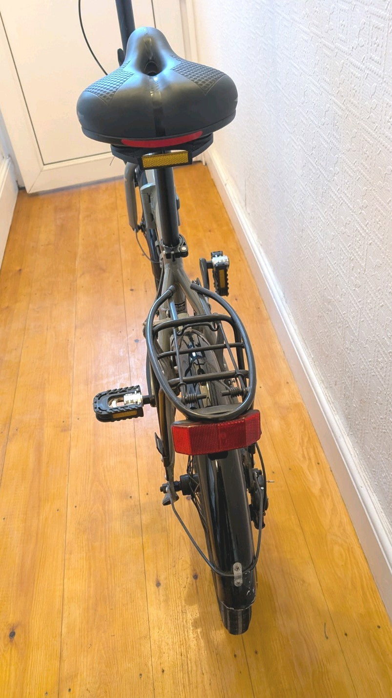 Raleigh Evo 2 Folding Bike 7-Speed Shimano Gears Grey