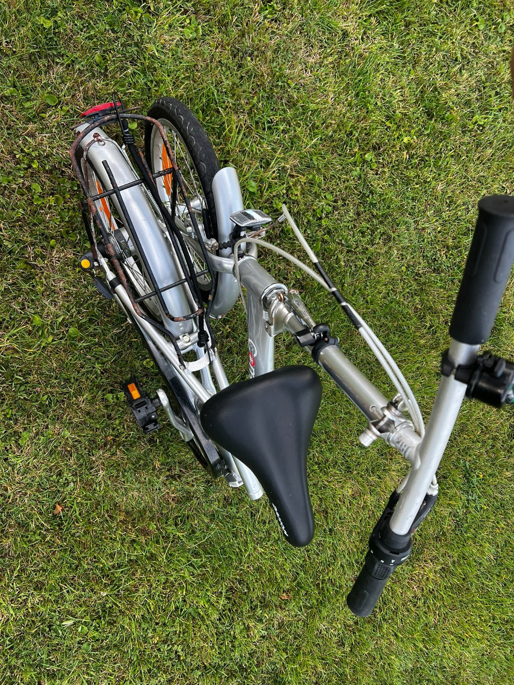 3 speed Compass folding bike (commuter, caravan or boat bike) , kickstand & rack